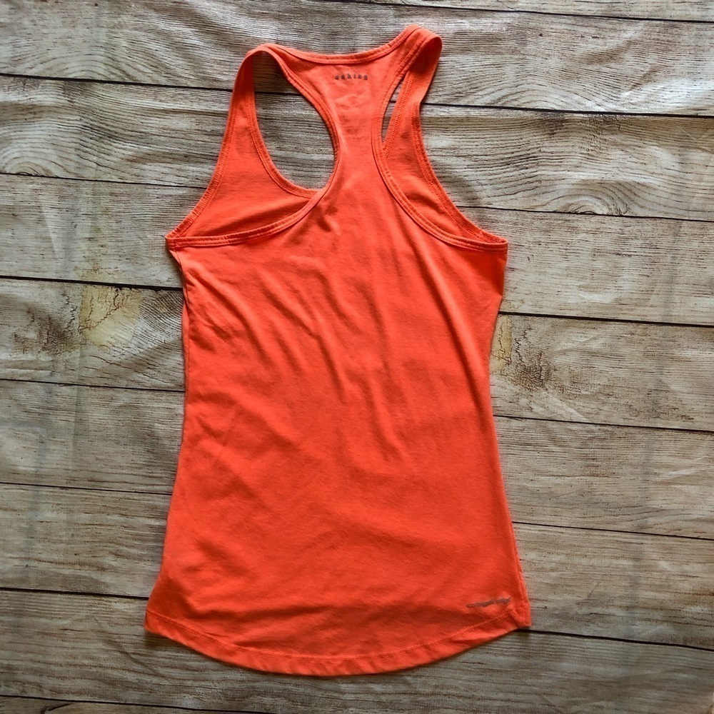 Oakley RacerBack‎ Tank - Picture 3 of 6